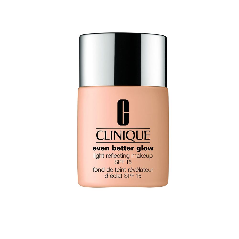 Image of CLINIQUE Even Better™ Glow Light Reflecting Makeup LSF 15 CN Alabaster